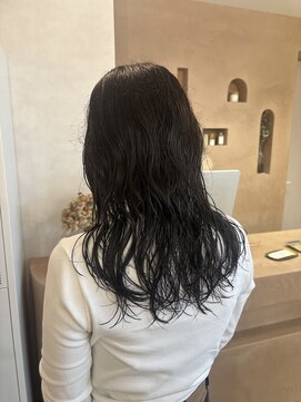 ユッカ 梅田(YUCCA) 【 YUCCA 】大人可愛い20代30代/暗髪カラー/ロングパーマ