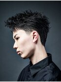 黒髪ショート