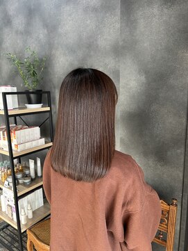 ヘアーワークス ボナ(HAIR WORKS bona.) 内巻きに収めるカット