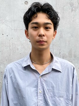 センターパートショート