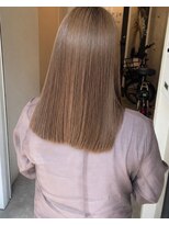 ロッカヘアエジェ(ROCCA hair eje.) ミルクティーベージュストレート