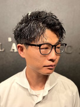 バーバークラシックス(BARBER CLASSICS) 緩ツイストショートアップバング/ピンパーマ/新潟メンズサロン