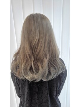 エイトタマプラ たまプラーザ店(EIGHT tamapla) 【EIGHTたまプラ】デザインカラー_切りっぱなしボブ