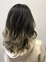 フロート 小阪店(float)&nbsp;カーキアッシュ バレイヤージュ＿大人かわいい,結婚式,前下がり