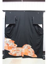 ルナクレセント (Luna crescent)&nbsp;留袖LT-12　￥11000～(着付料込み)