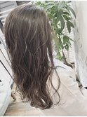 グラデーション×グレージュカラー