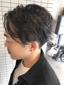 ヘアアンドスペース ベロン(hair&space velon) 定番の2ブロック＆パーマ