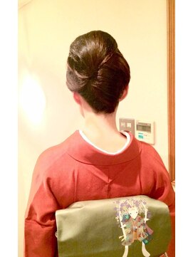 きものサロンティファニー 訪問着とヘア