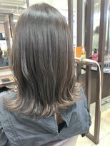 シファ(sifa) ロブ×外ハネ×オリーブカラー