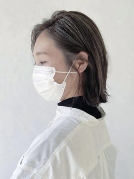 ザヘアメイクシェア(THE -HAIR MAKE SHARE-) 凛とした女性を。かきあげ外ハネボブ