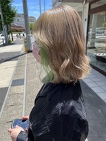 ブランシェ 名鉄小幡駅前店 ホワイトベージュ/フェイスフレーミング【森】