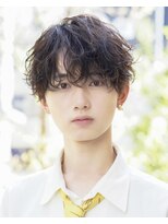 オーシャントーキョー 渋谷神南(OCEAN TOKYO) 波巻きツーブロックセンターパート