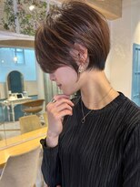 ロンド ストラーダ 心斎橋(Lond strada)&nbsp;ショート×ハイライト白髪ぼかし×マチルダボブ[心斎橋]