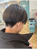 刈り上げボブ/スタイリッシュ/ハイライト/ロミー本厚木