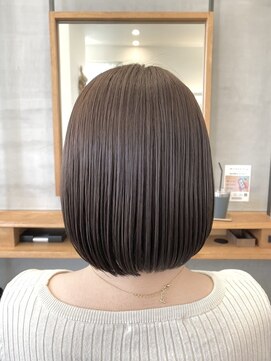 ソッカ(socca) 人気のミニボブスタイル