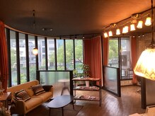 ゆったりと過ごせる寛ぎ空間。