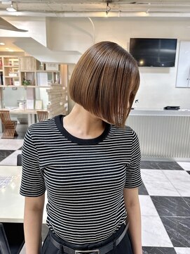 テテ(TETE) ボブ/切りっぱなしボブ/透明感カラー