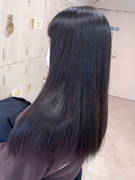 シャルムバイケンジ(Charm.by KENJE) 髪質改善美髪トリートメント酸性ストレート縮毛矯正銀座有楽町