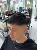 ミドルスキンフェードナチュラルクロップスタイルR