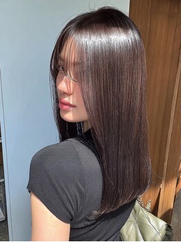 エシレ(esille.)の写真/ダメージレスにこだわった"髪質改善ストレート"で柔らかな指触りに◎憧れのうる艶ストレートを実現♪