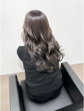 イオエ 元町(ioe) 黒髪/髪質改善/クラゲヘアー/暗髪カラー/艶カラー/小顔/縮毛矯正