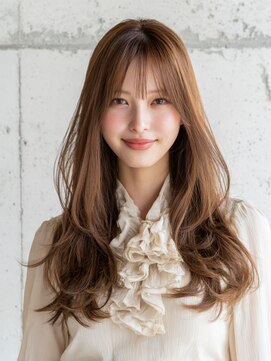 軽やかレイヤー×ナチュラルロングヘアー