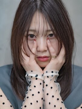 ニジュウサンド ナダーン(23° NADAUN) レイヤー/ハッシュカット/レイヤーカット/ブリーチ/ダブルカラー