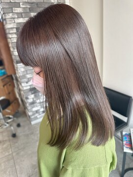 プリームヘアーホワイト(Pleame hair WHITE) オリーブベージュ
