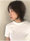 レイヤーのある動きのついた軽いウルフスタイル