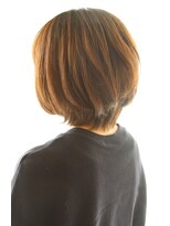 レウナ 外苑前(Reuna)&nbsp;【３０代・４０代・５０代】大人女性に人気のミディアムレイヤー