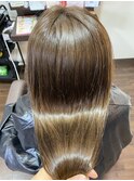 ベージュグレーとやばやばトリートメントでツヤツヤカラー