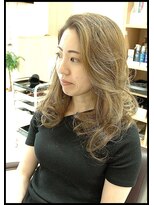 メタ(META)&nbsp;カット＋（W）ダブルカラーのグラデーションカラ―