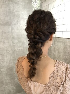 ルラブランシェ(Rula branche) 編みおろしヘア