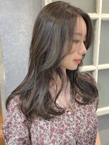 ブラウン(Brown)&nbsp;グレージュカラー ロングレイヤー / アディクシーカラー