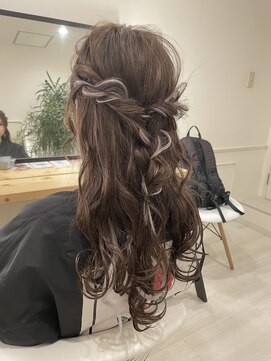 ヘッズ(HEADZ) ハーフアップ