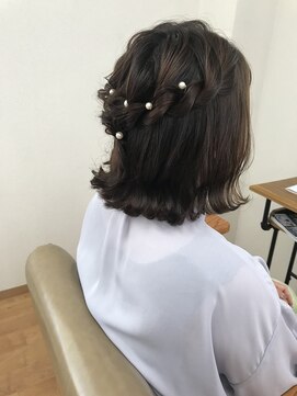 ミリ(milli) ハーフアップ