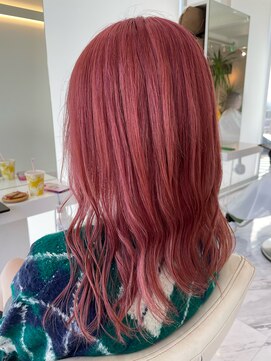 アントワープヘアー(Antwerp hair) ピンクカラー/チェリーレッド