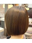 大人可愛いまるみヘイリボブ切りっぱなし×透明感カラー