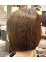 エノモト(ENOMOTO) 大人可愛いまるみヘイリボブ切りっぱなし×透明感カラー