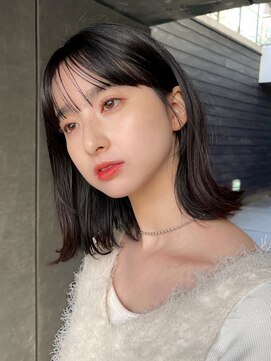 ガーデンヨコハマ(GARDEN YOKOHAMA) ミディアムレイヤー黒髪似合わせカット小顔外ハネワンカール前髪