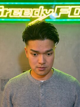 グリーディーフォックス 代々木(Greedy FOX) 波巻き/ハイライト/マッシュパーマ/ウルフ[シェービング]