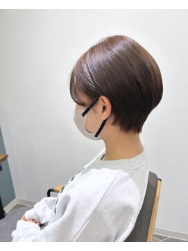 モアナ バイ ヘッドライト 新越谷店(Moana by HEADLIGHT) Moana【新越谷】#耳掛けショート#丸みショート#小顔ヘア