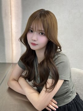 ロール 博多(Role) レイヤーカット/髪質改善/ミディアム/透明感/くびれ巻き