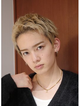 オーパスバイアンブルリュクス 池袋(Opus by ambleluxe) メンズショート/メンズハイトーン/フェザーショート