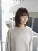 赤みブラウンのボブウルフ