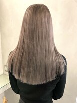 フォト 新宿(foto)&nbsp;ショートヘアレイヤーカットデザインカラーオリーブベージュ新宿