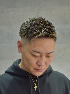 フェード×金メッシュ/新宿/高田馬場/新大久保/メンズ/