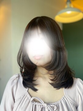 シェール(cher) 顔まわりレイヤー/ダークブラウン/艶髪