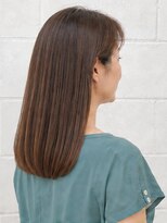 デュッカダブリュー(Duka W)&nbsp;モカグレージュのストレートミディロング