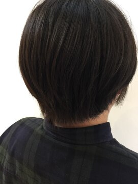 グッデイ ヘアー(GOOD DAY HAIR) 厚めバング ボルドー クラシカル ワンレン 大人ボブ 下北沢